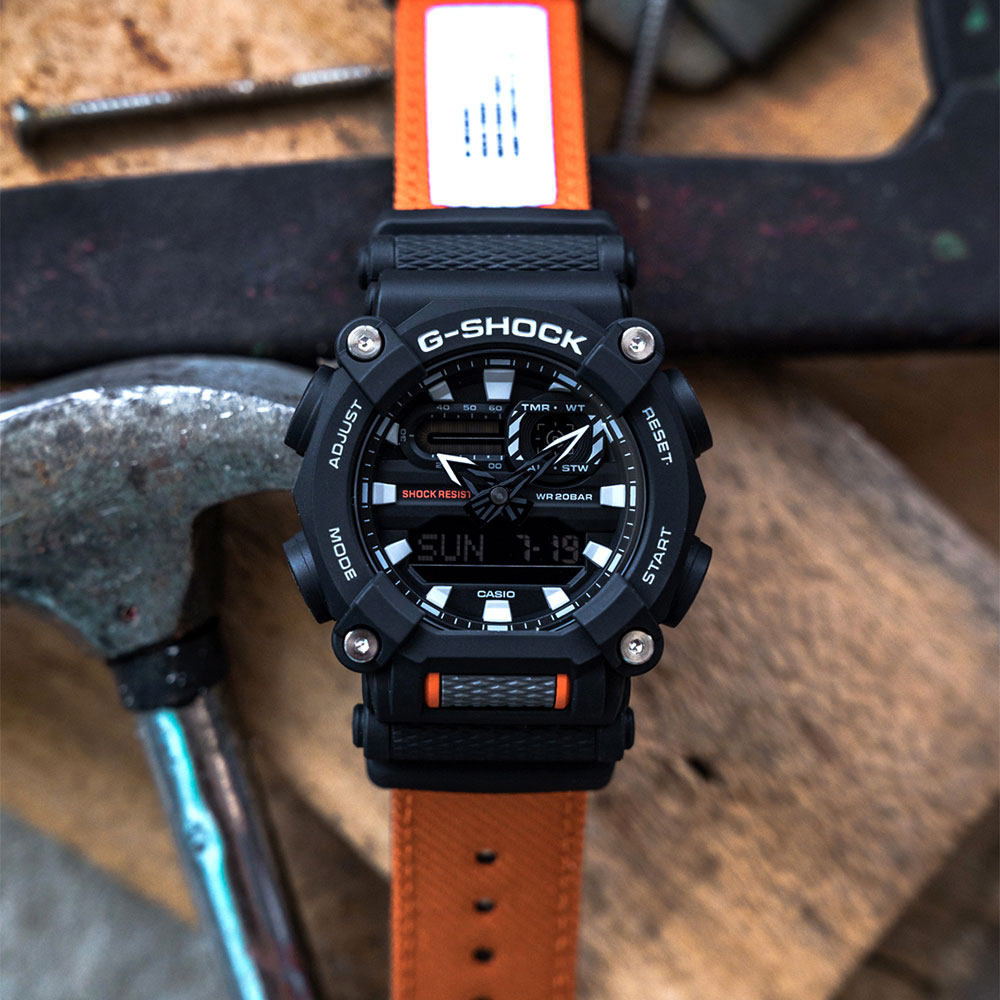 ساعت مردانه کاسیو G-SHOCK کد GA-900C-1A4DR