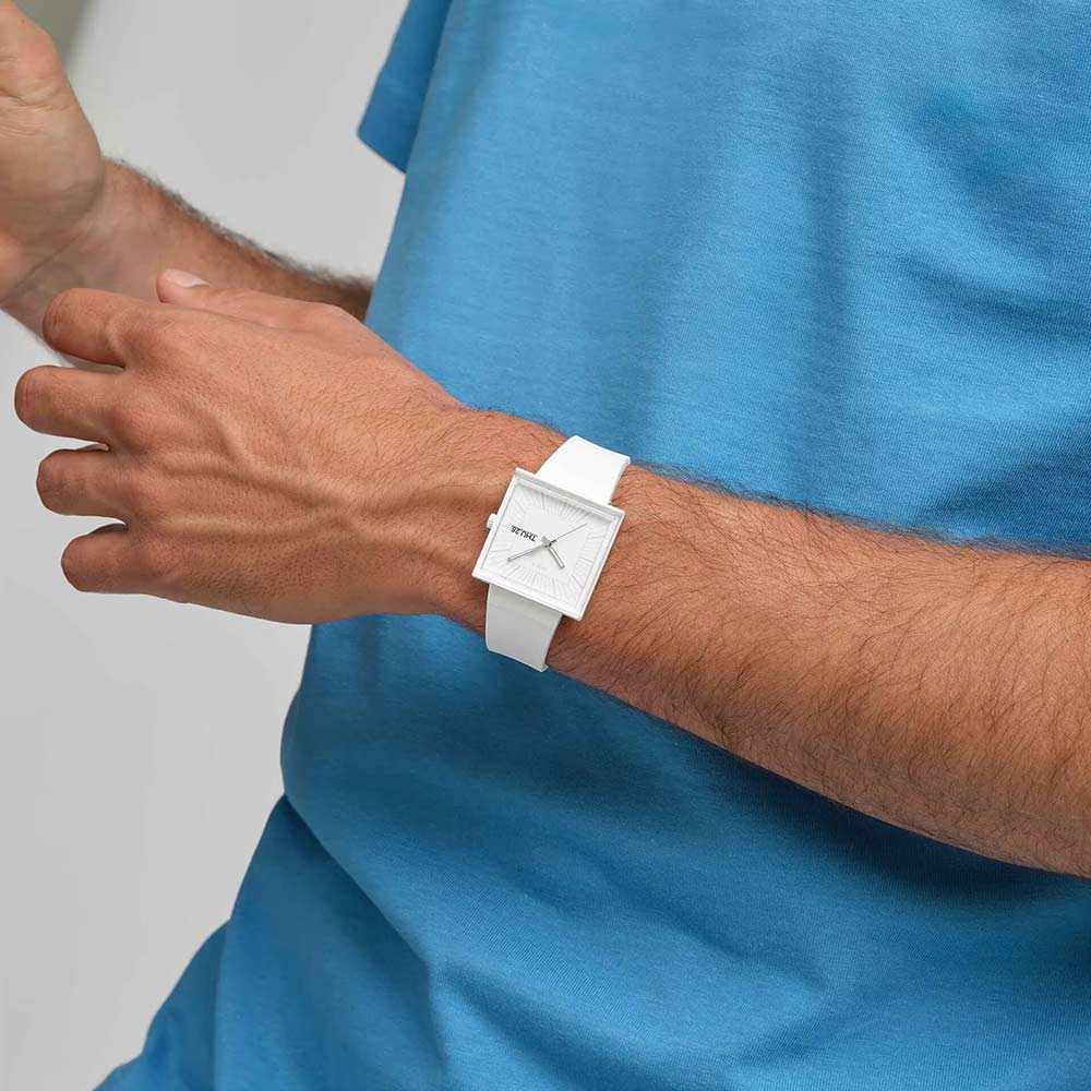 ساعت مچی مردانه سواچ، کد SO34W700