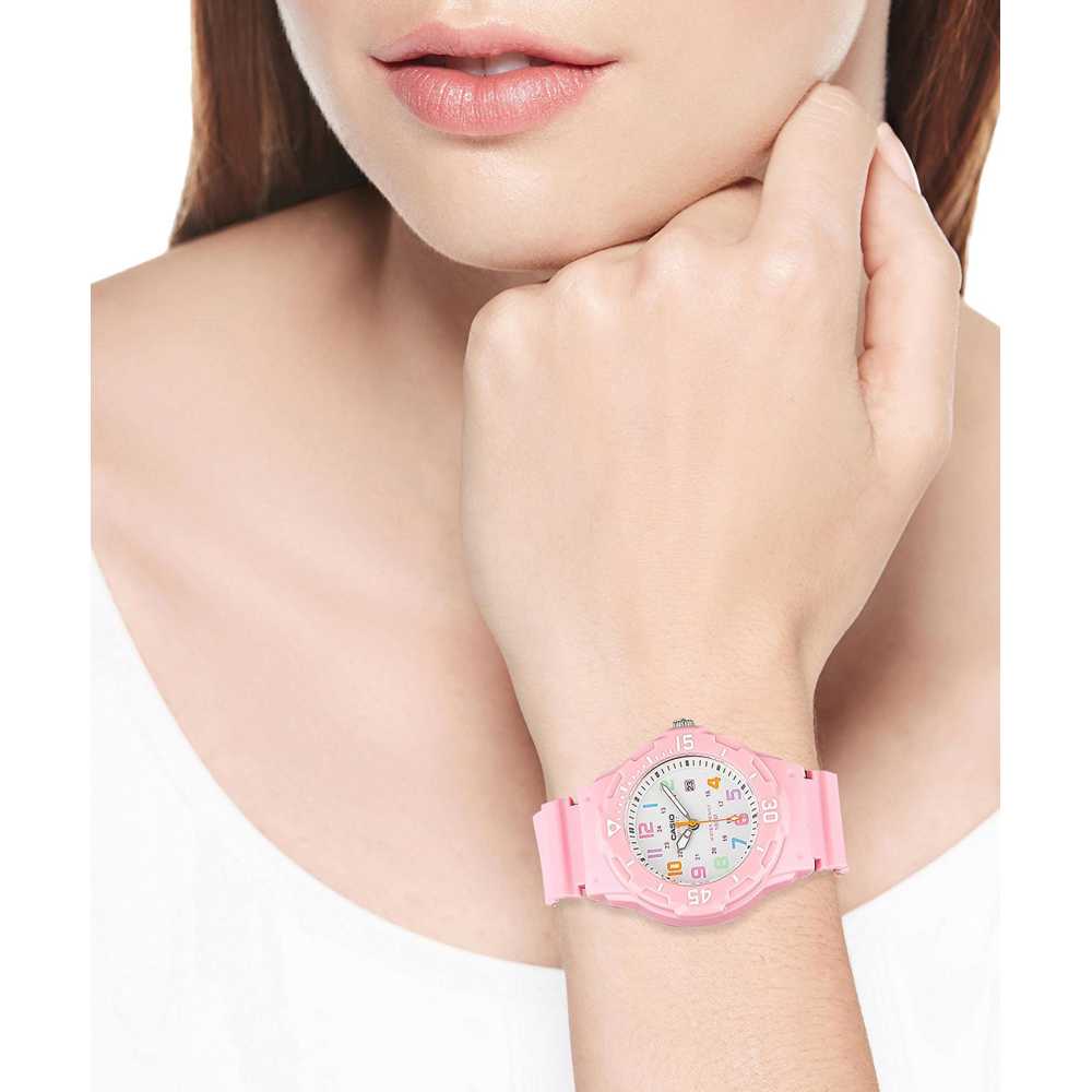 ساعت مچی دخترانه کاسیو، زیر مجموعه Standard، کد LRW-200H-4B2VDF